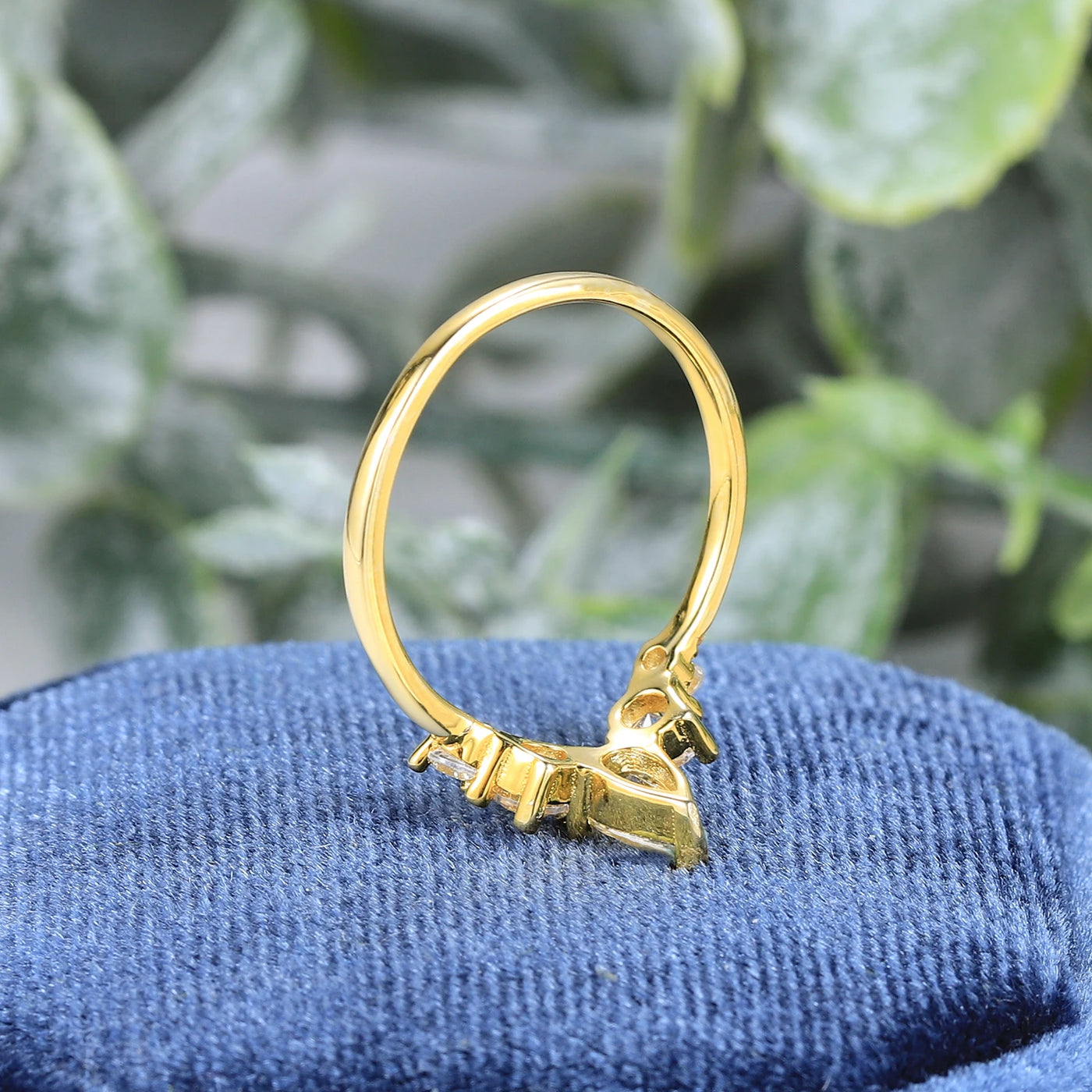 GEM'S BALLET 925 Sterling Silver Ring 1.0DEW Chevron Style 1.97 DEW Pear Cut Delicate Moissanite Wedding Band Ring  Gift For Her