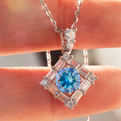 Moissanite Necklace 1ct D Color Round Cut Pendant 18K White Gold Plated Adjustable 925 Sterling Silver Fine Jewelry gift