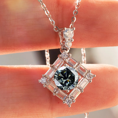 Moissanite Necklace 1ct D Color Round Cut Pendant 18K White Gold Plated Adjustable 925 Sterling Silver Fine Jewelry gift